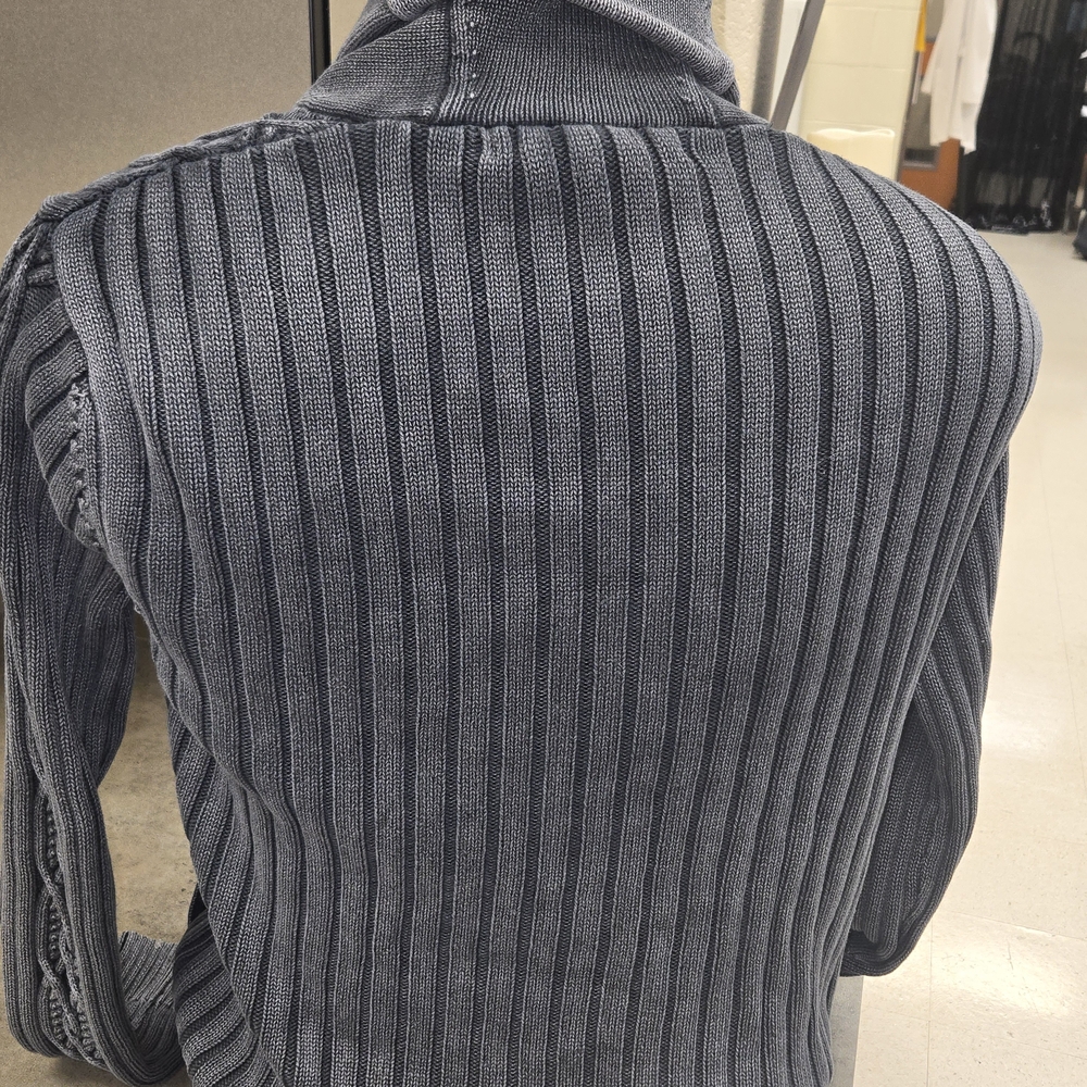 Guess Men's Charcoal Cable Knit Cardigan - Picture 2 of 7
